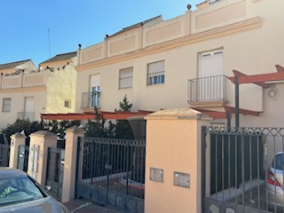 Imagen 3 de !OPORTUNIDAD! SE VENDE INMUEBLE AL 50% DE SU VALOR