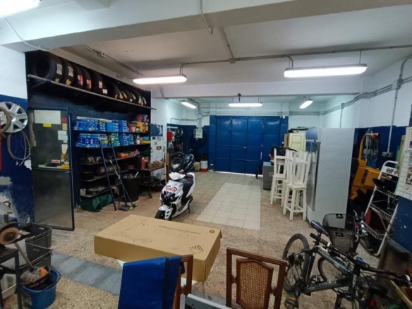 Imagen 3 de AMPLIO LOCAL CON MUCHAS POSIBILIDADES EN EL CENTRO DE ESTEPONA