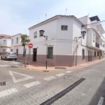 Imagen 1 de ¡INVERSORES! CONJUNTO DE 3 CASAS CON ENCANTO EN EL CORAZÓN DE ESTEPONA