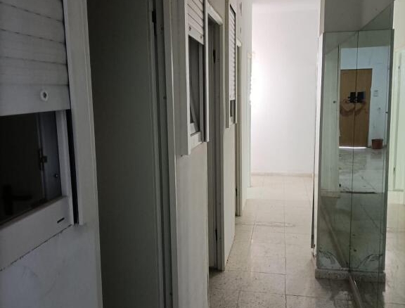 Imagen 1 de LOCAL EN MANILVA CON MUCHAS POSIBILIDADES