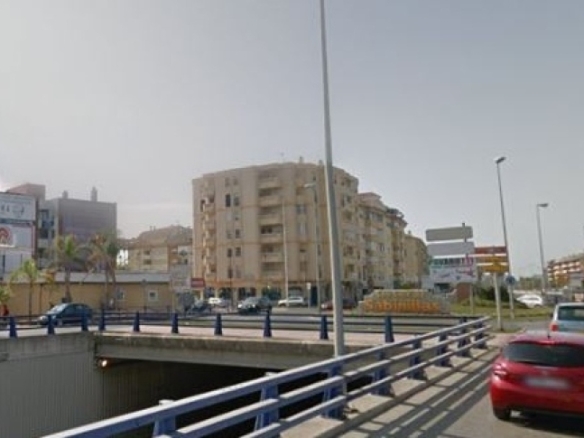 Imagen 1 de EN VENTA PLAZA DE GARAJE EN EL CENTRO DE SABINILLAS