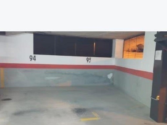 Imagen 2 de SE VENDEN DOS PLAZAS DE GARAJE EN SABINILLAS CENTRO