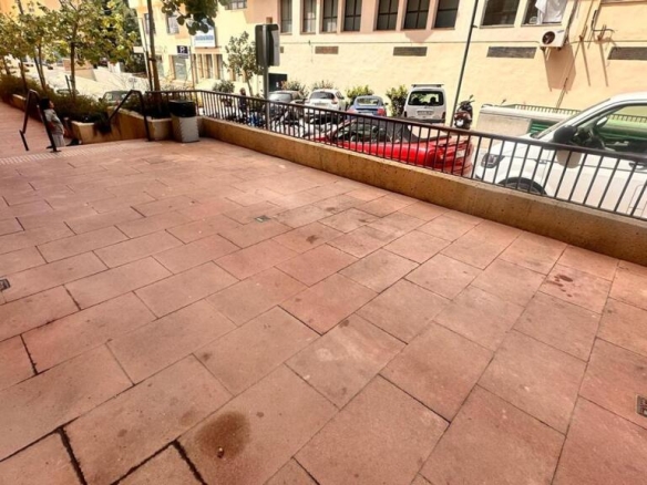 Imagen 4 de OPORTUNIDAD!! SE VENDE RESTAURANTE INSTALADO EN EL CENTRO DE ESTEPONA.