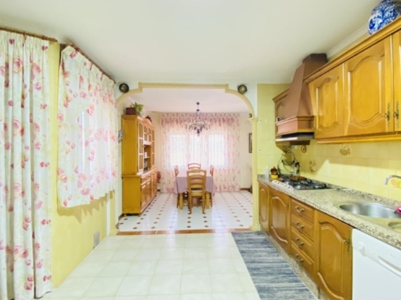 Imagen 2 de Casa-Chalet en Venta en Zubia