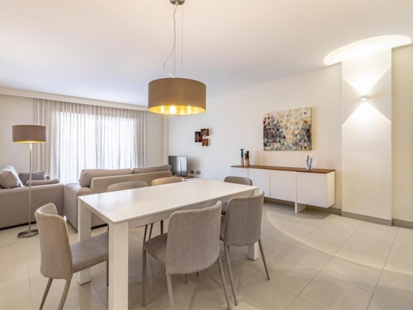 Imagen 3 de Apartamento con terraza y jardín en Cortijo del Mar