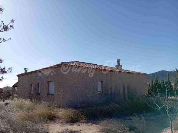 Imagen 2 de Casa de campo-Masía en Venta en Yecla Murcia