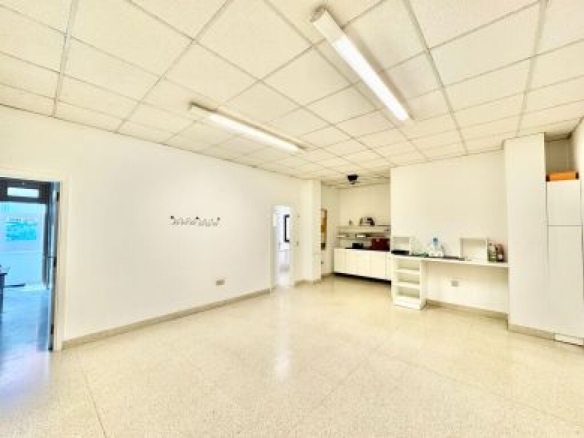 Imagen 4 de Local comercial en Venta en Vitoria SAN MARTIN-SEMINARIO Álava