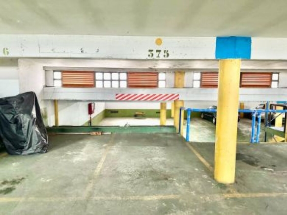 Imagen 3 de Parking coche en Venta en Vitoria Álava