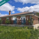 ¡Descubre el encanto! Casa con chimenea, porche y jardín por 85000€