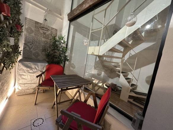 Imagen 2 de Dúplex en Venta en Valencia Valencia CIUTAT VELLA