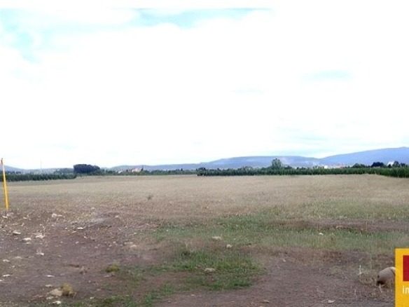 Imagen 1 de Extenso suelo urbanizable en Nájera