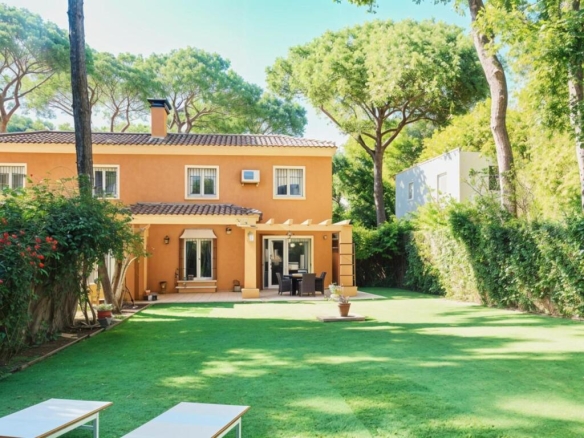 Imagen 3 de Chalet Pareado en La Juliana - Bollullos Mitación