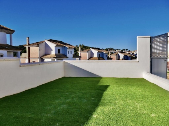 Imagen 2 de CHALET EN EL RONQUILLO