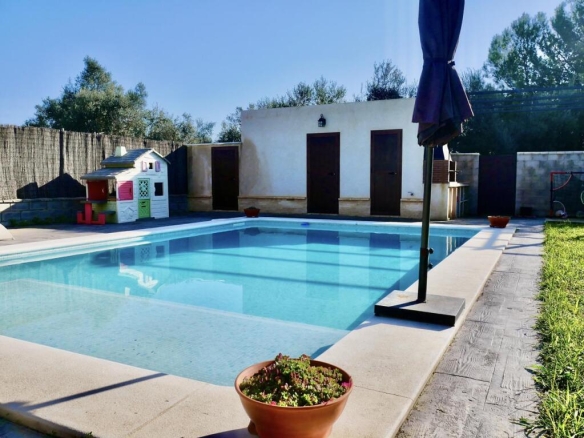Imagen 4 de CHALET CON PISCINA EN LA JULIANA