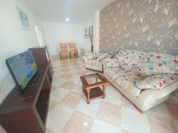 Imagen 3 de ESTUPENDO PISO EN VENTA EN CENTRO DE SABINILLAS.