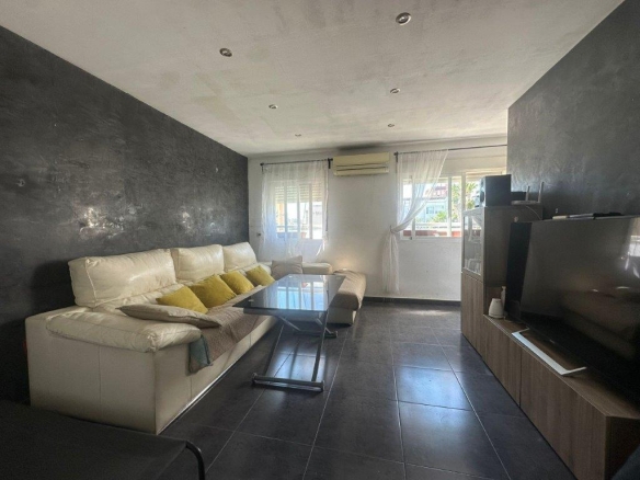 Imagen 1 de ACOGEDOR PISO EN VENTA EN MALAGA