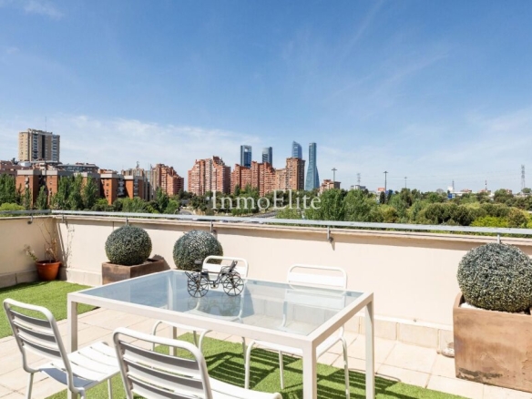 Imagen 2 de Ático Triplex en Madrid
