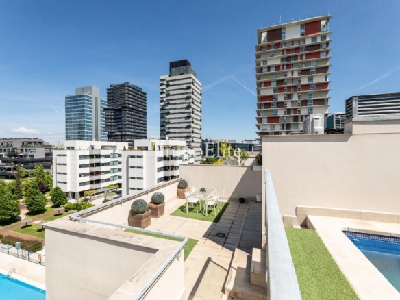 Imagen 1 de Ático Triplex en Madrid - El Club del Propietario Imagen 1 de Ático Triplex en Madrid