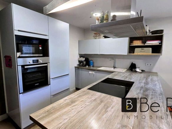 Imagen 4 de ESTUDIANTES HABITACIONES EN ALQUILER CON PENSIÓN COMPLETA EN VILLANUEVA DE LA CAÑADA (MADRID).