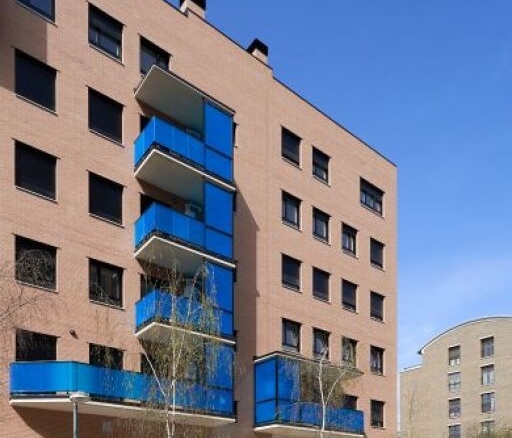 Imagen 3 de Local comercial en Venta en Vitoria SALBURUA Álava