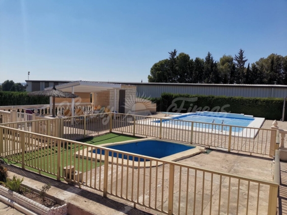 Imagen 2 de Casa-Chalet en Venta en Yecla Murcia