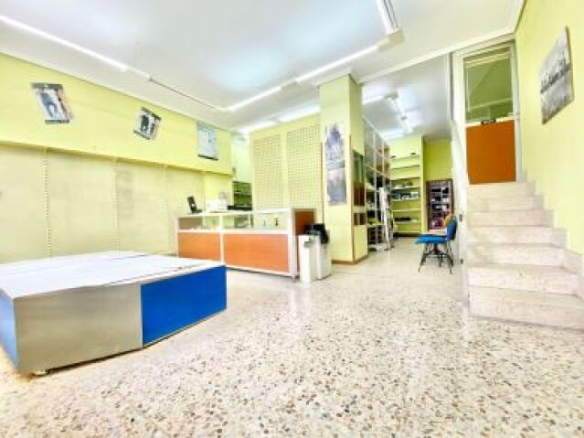 Imagen 2 de Local comercial en Alquiler en Vitoria Álava