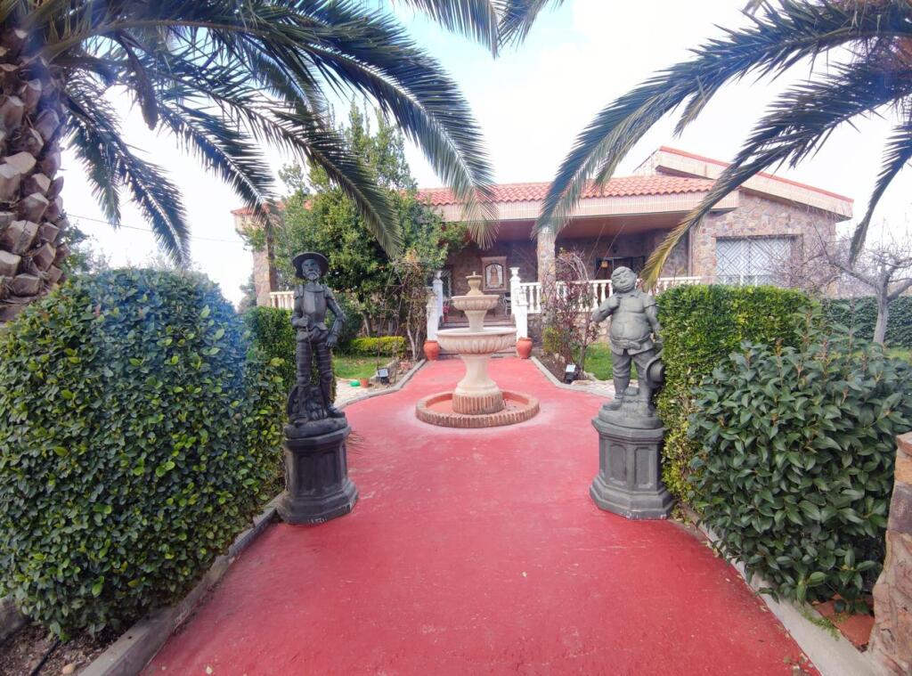 Imagen 2 de MAGNIFICA VILLA EN LA GUARDIA TOLEDO