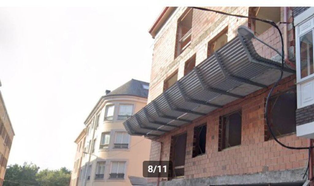 Imagen 3 de Edificio Viviendas en Venta en Naron La Coruña Ref: 437321