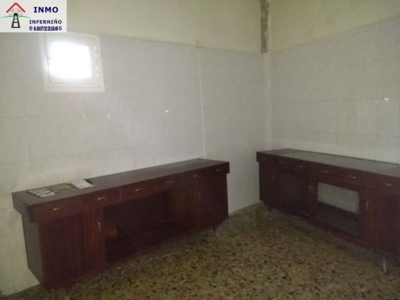 Imagen 3 de Local comercial en Alquiler en Naron La Coruña Ref: 437949