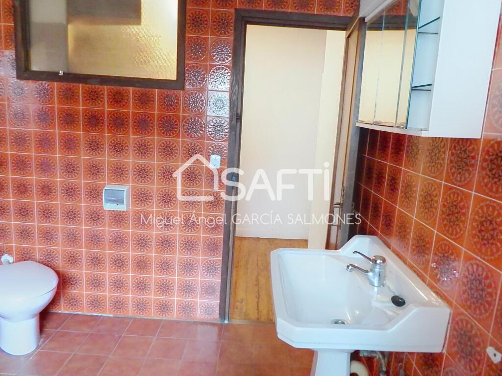 Imagen 4 de "Comillas te espera: Tu vida de ensueño en este chalet lleno de historia."