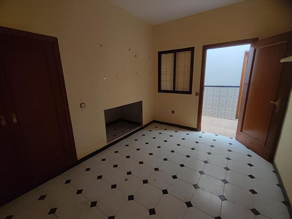 Imagen 2 de AMPLISIMA CASA-CHALET ADOSADO EN CONSUEGRA