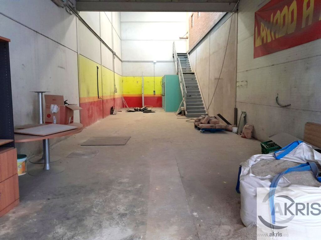 Imagen 2 de ALQUILER NAVE INDUSTRIAL EN LA MEJOR ZONA DE ILLESCAS
