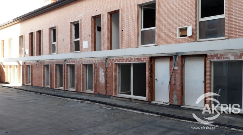 Imagen 4 de VIVIENDA A LA VENTA EN CASARRUBIOS DEL MONTE
