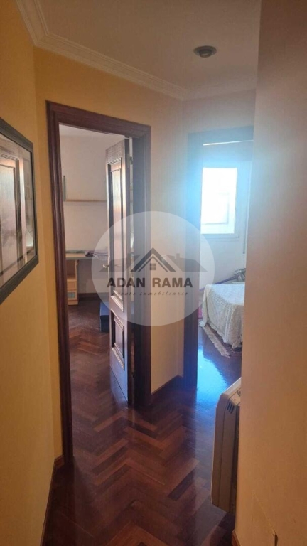 de 90m2 con 3 dormitorios y 2 baños con plaza de garaje y trastero