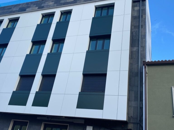 Imagen 1 de Piso de Obra Nueva en Venta en Escarabote La Coruña