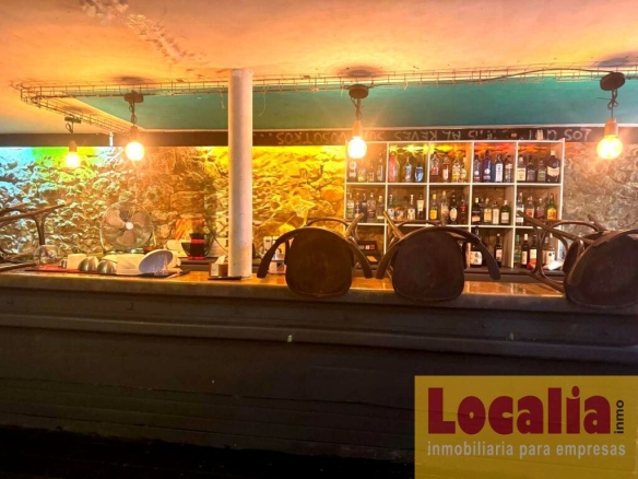 Imagen 3 de Bar cafetería muy céntrico en alquiler. Santander.