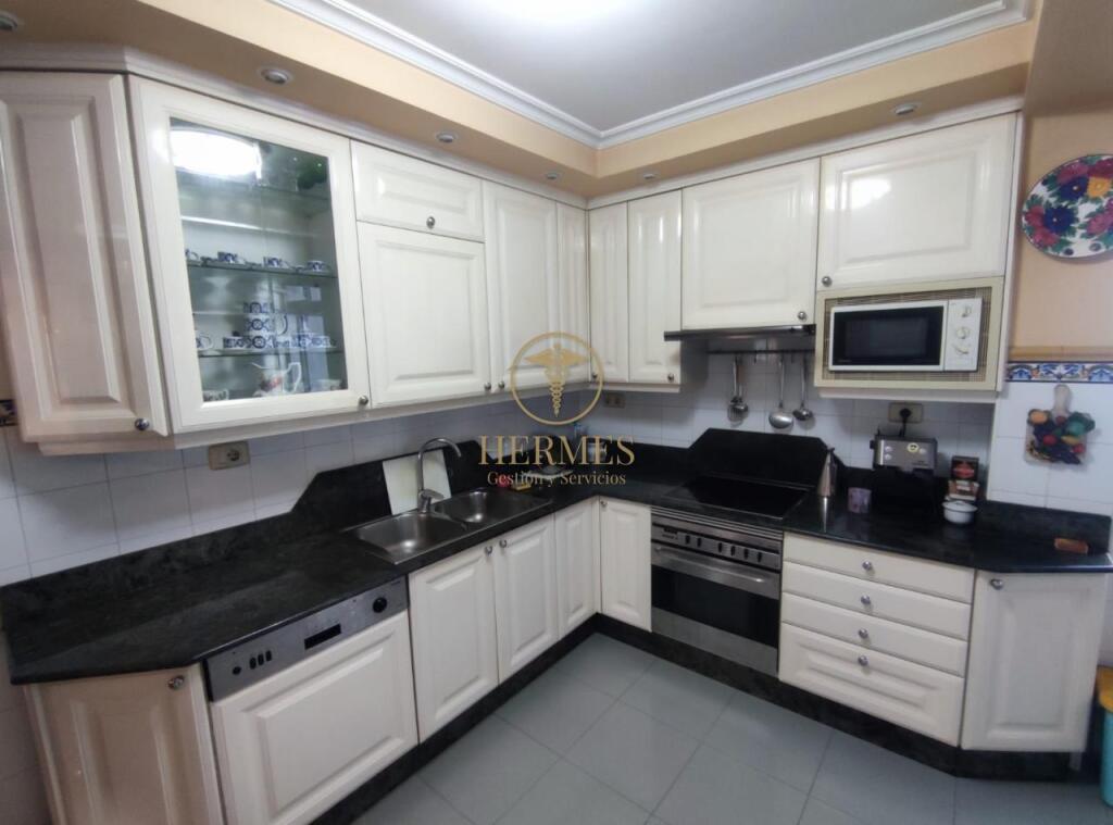Imagen 3 de Piso de 115 m2 en venta Gran Vía Vigo.