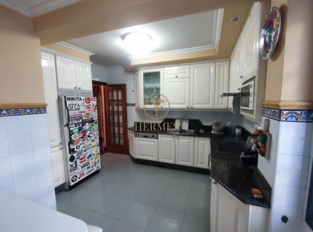 Imagen 4 de Piso de 115 m2 en venta Gran Vía Vigo.