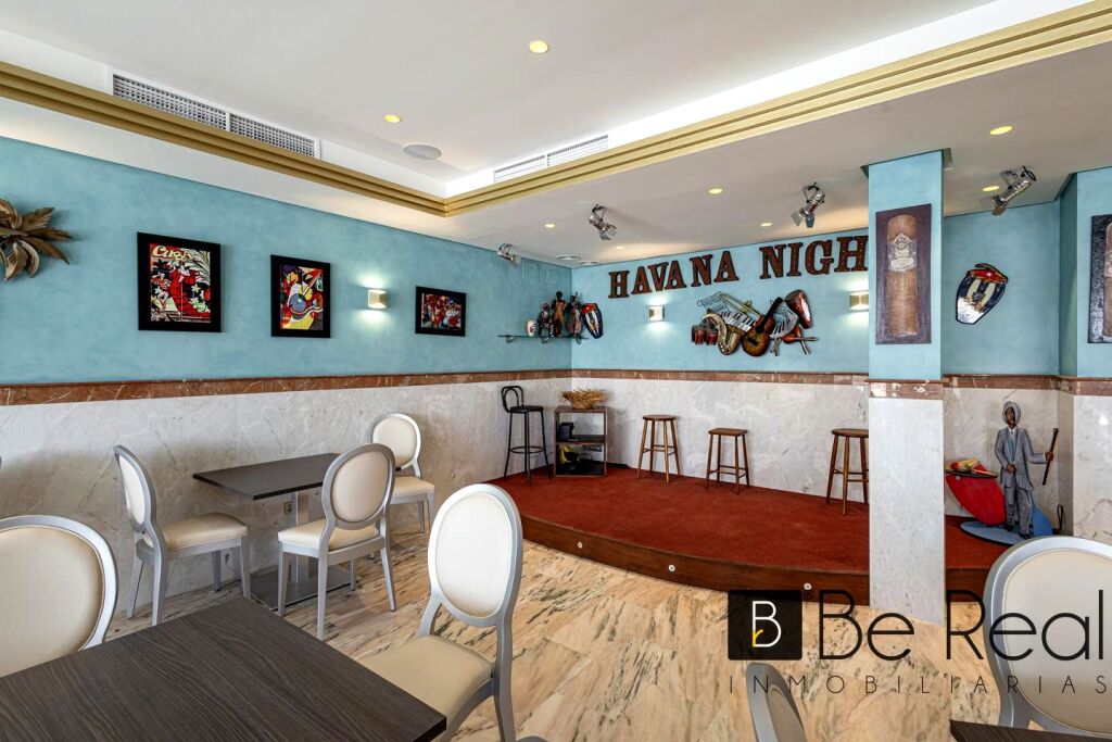 Imagen 3 de OPORTUNIDAD DE INVERSIÓN:DOS RESTAURANTES EN VENTA EN GUADALMINA BAJA