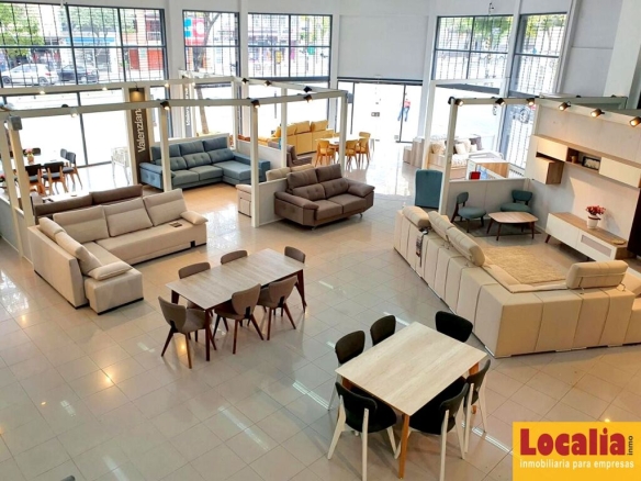 Imagen 3 de Fantástica nave en alquiler en Santander.