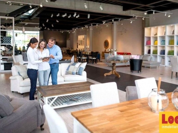 Imagen 4 de Fantástica nave en alquiler en Santander.