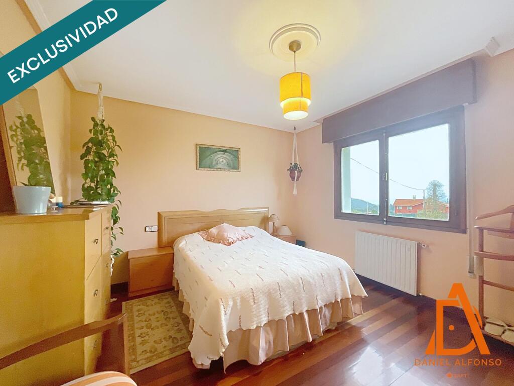 Imagen 3 de Chalet y 5000m² de finca con vistas al mar a 15 min de Gijón