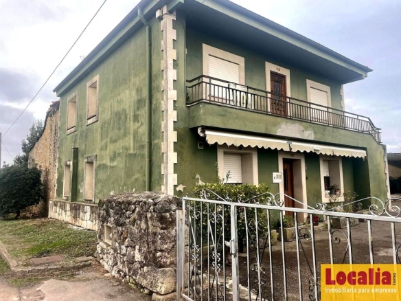 Imagen 1 de Dos casas con extensa finca en Polanco