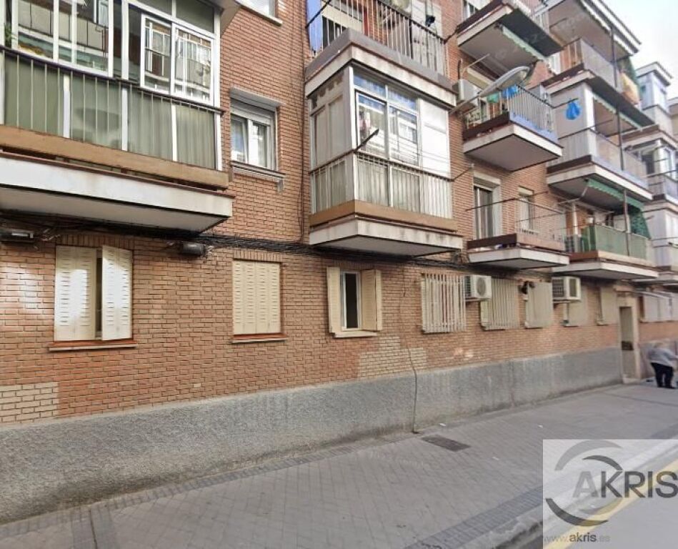 Imagen 2 de ¡¡VENTA CREDITO SOLO INVERSORES!! EN MADRID