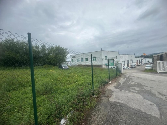 Imagen 1 de Interesante suelo industrial en Cartes - El Club del Propietario Imagen 1 de Interesante suelo industrial en Cartes