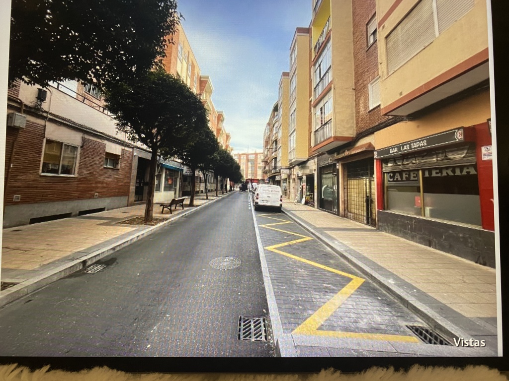 Imagen 4 de Local comercial en Alquiler en Valladolid Valladolid PASEO ZORRILLA