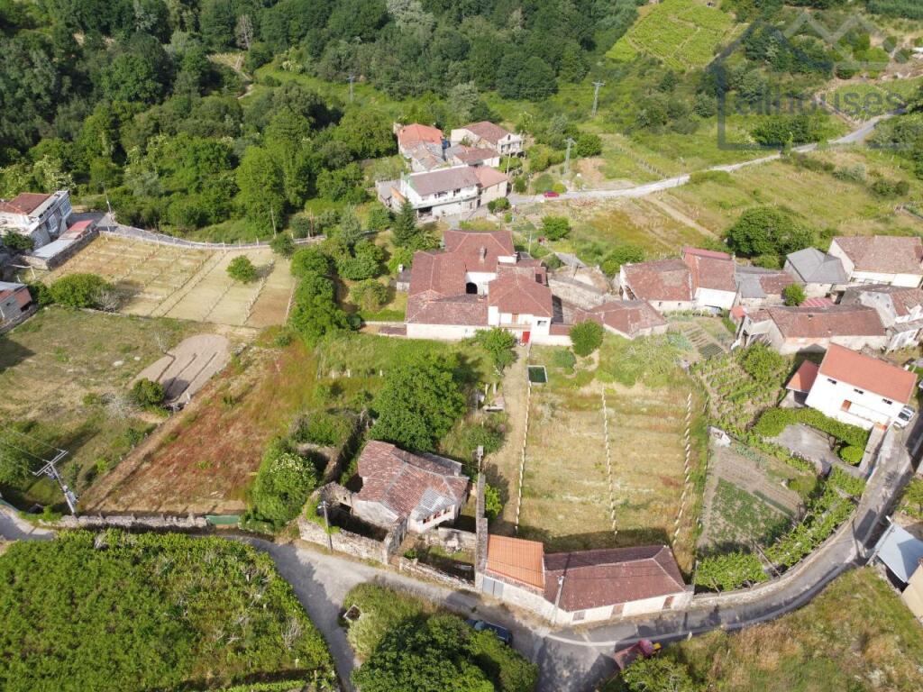 Imagen 4 de ESPECTACULAR CASA RÚSTICA CON BODEGA DEL S. XIX