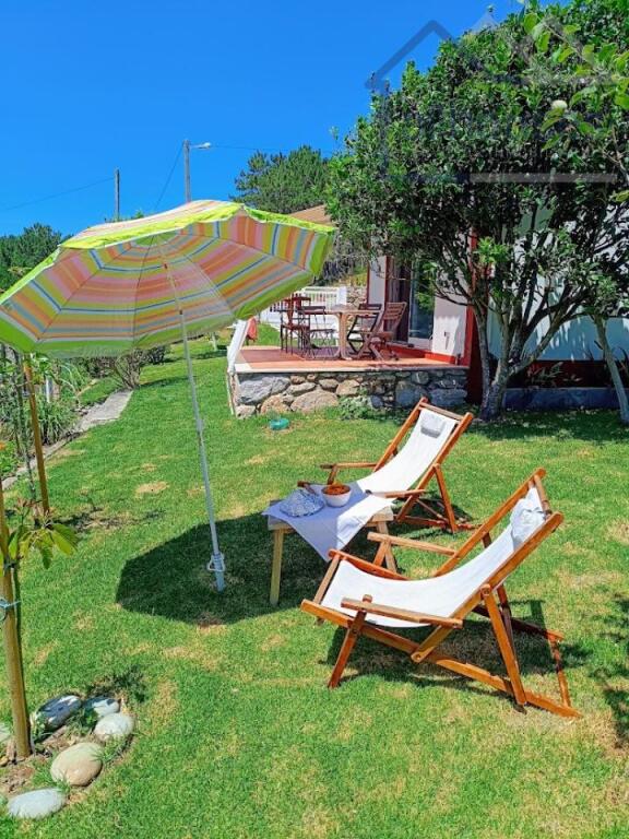 Imagen 4 de CHALET EN PLANTA BAJA CON VISTAS AL MAR - UNA JOYA FRENTE A LA COSTA en O Rosal