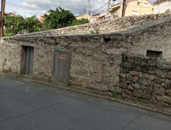 Imagen 1 de Suelo urbanizable en Venta en Burgohondo Ávila