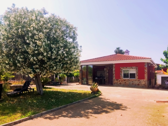 Imagen 2 de Casa-Chalet en Venta en Badajoz Badajoz LAS VAGUADAS